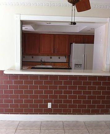 5th image of 210 172nd St APT 326