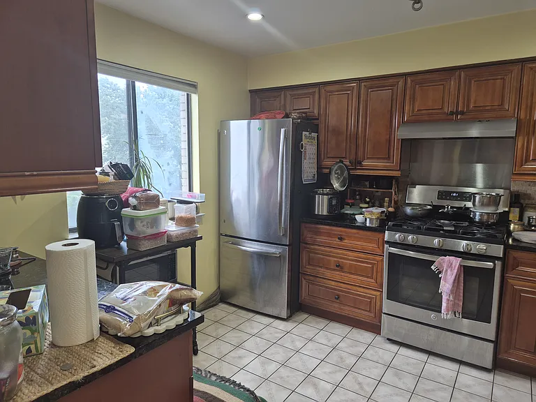 21 Park St #4 — Photo 9