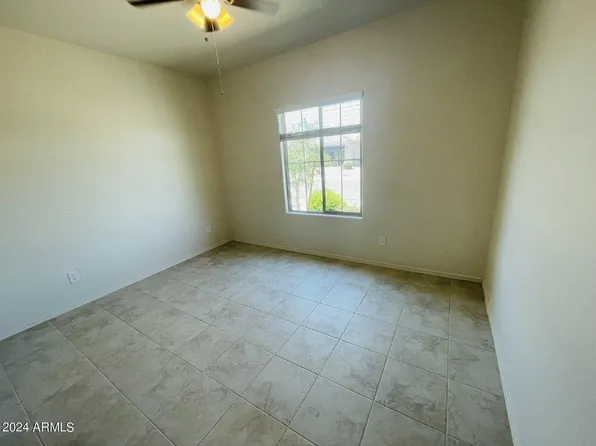 43691 W Yucca Ln, Maricopa, AZ 85138