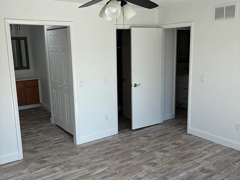 3421 Burrwood Dr #26 — Photo 16