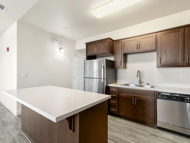 Luxe Ripon Apartments — Photo 14