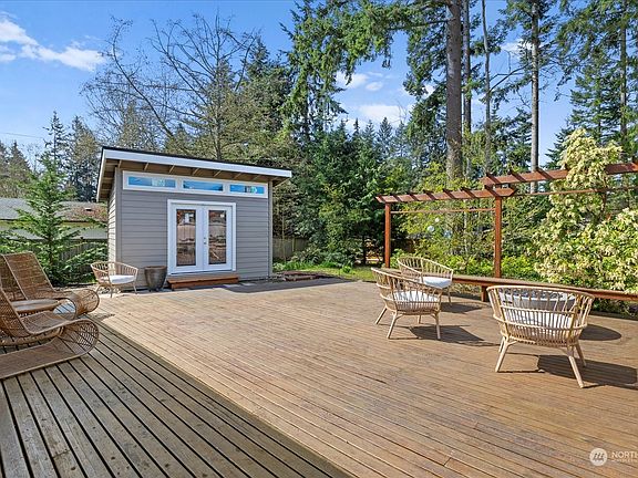 5th image of 6309 168th Street SW