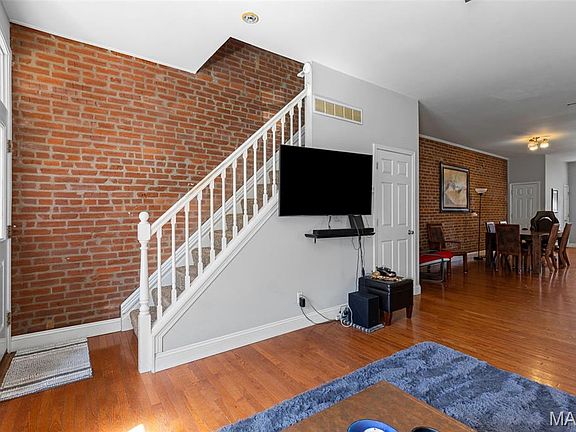 5th image of 2210 Missouri Ave