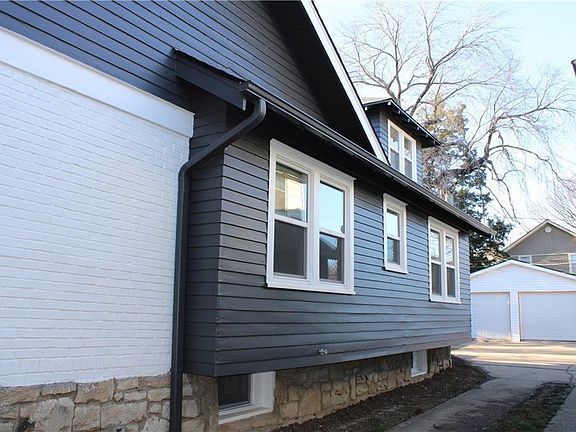 3rd image of 2244 E 69th St