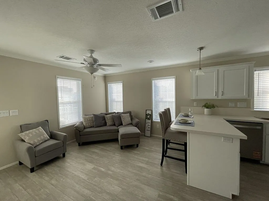 Building Photo - 6448 Golden Nugget Dr #726