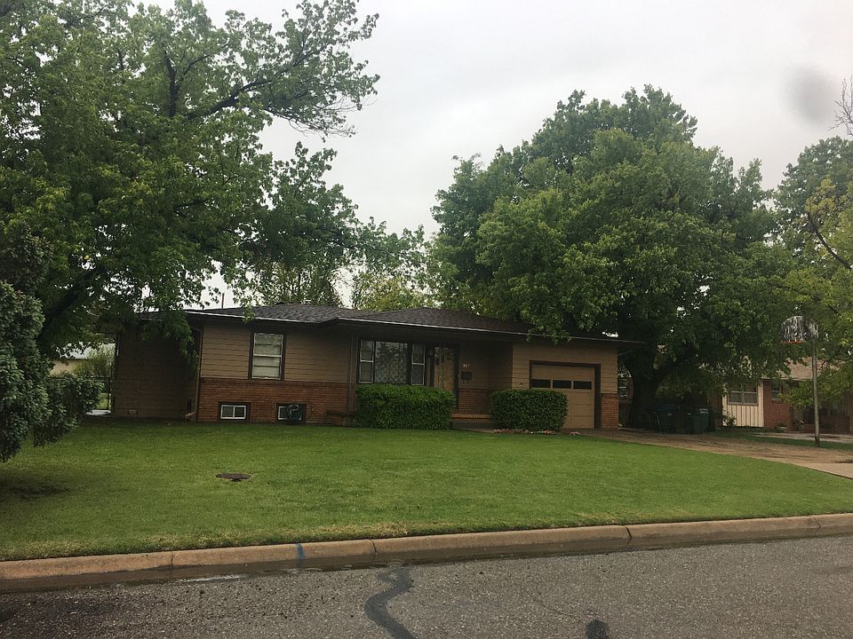 1st image of 305 Plaza Ave