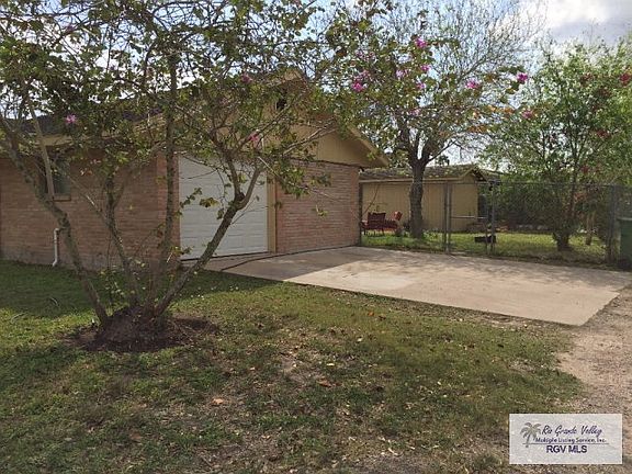 3rd image of 2635 Village Dr