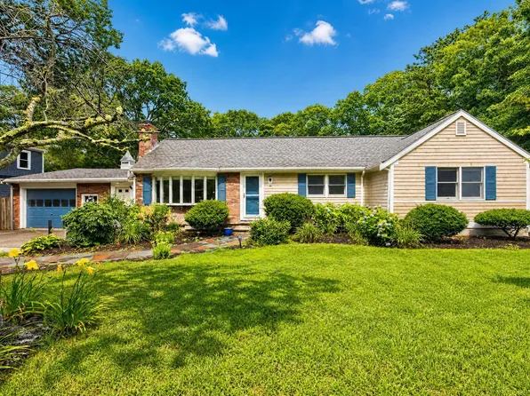 14 Veeder Drive, Teaticket, MA 02536
