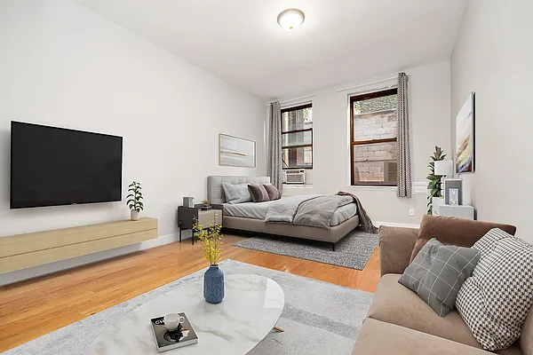 Rented by REAL New York | media 1