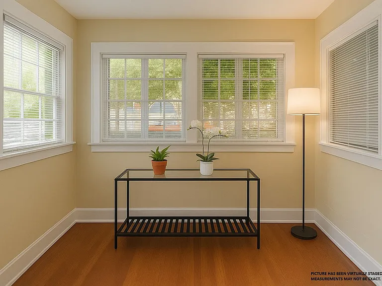 812 Harwood St — Photo 13