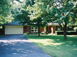 11925 E Cable Dr, Indianapolis, IN 46236