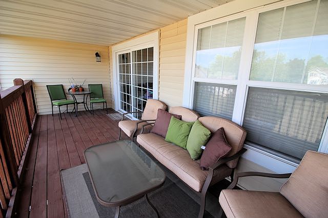 2nd image of 2786D Edwards St #D
