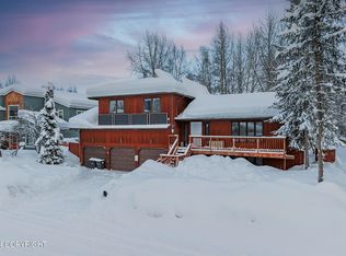 2221 Yorkshire Ln, Anchorage, AK 99504