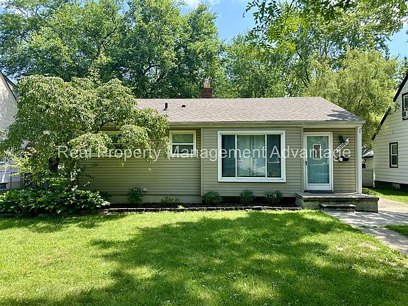 2nd image of 23060 Roanoke Ave