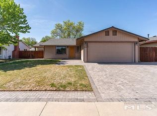 884 Glen Molly Dr, Sparks, NV