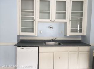 1634 Lauderdale Ave, Lakewood, OH