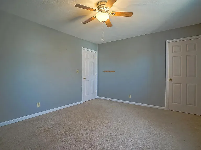 1726-1728 W Blue Spruce Ct #1726 — Photo 13