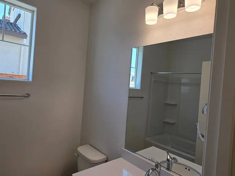 1572 Halo Pl — Photo 15