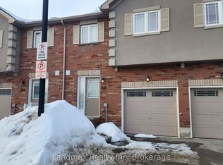 227 Harvie Rd #43, Barrie, ON L4N9P8