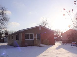 1227 E 5th St, Greenfield, IN 46140