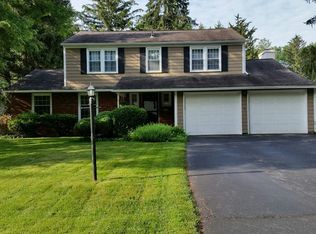 3940 Willowbrook Ln, Liverpool, NY 13090