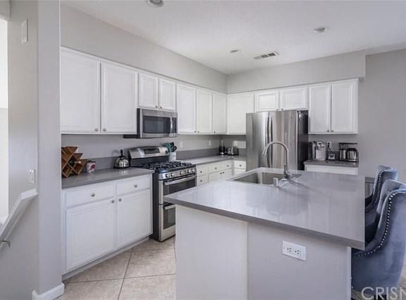4th image of 24014 Cornelia Pl