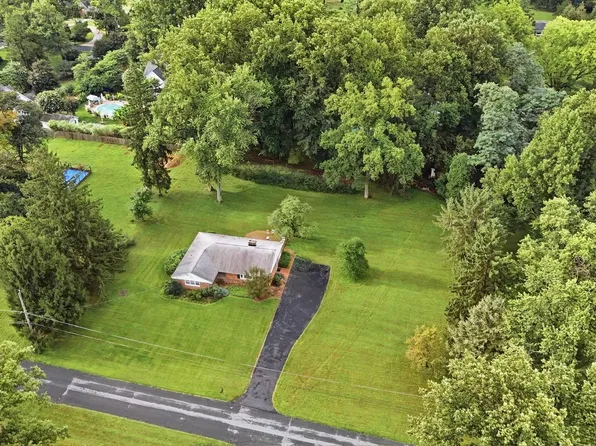 4508 Oak Hill Rd, Rockville, MD 20853