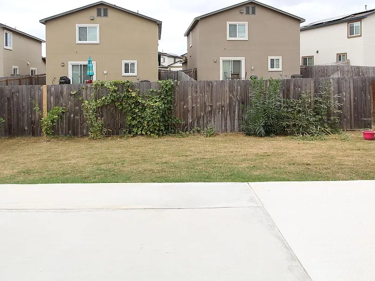 10431 Legacy Hl — Photo 9