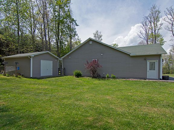 5th image of 257 Woodhaven Cir