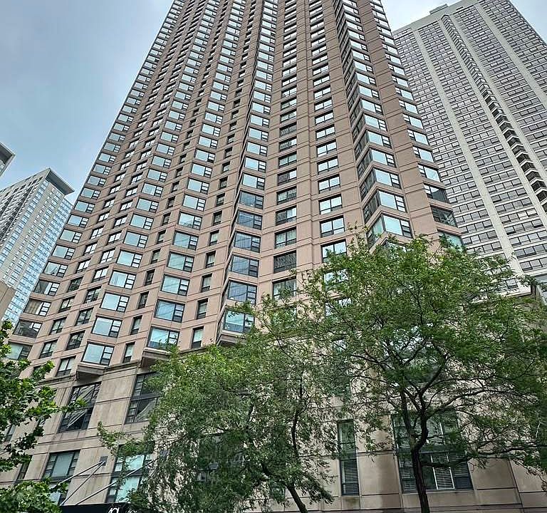 1st image of 401 E Ontario St APT 2307