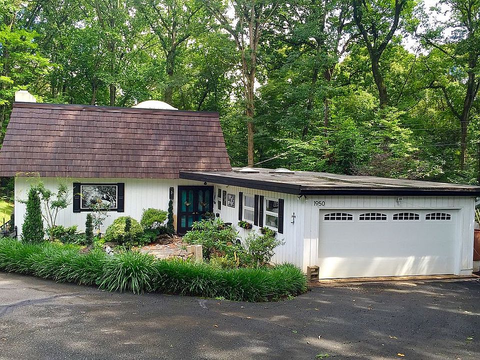 1950 Sussex Lane