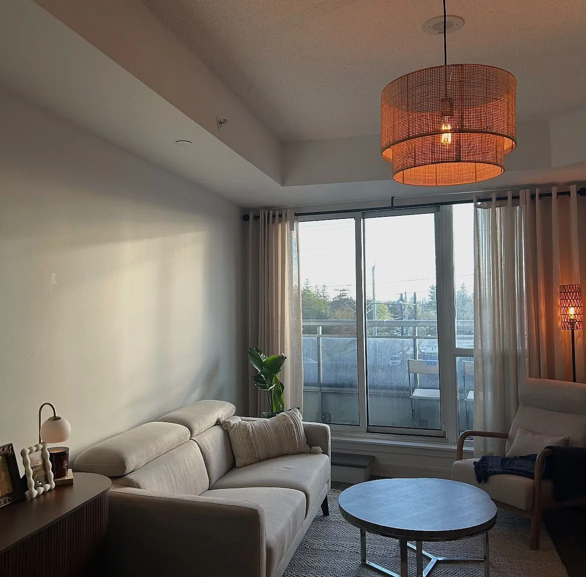 2 bed, $2,450 — Photo 2