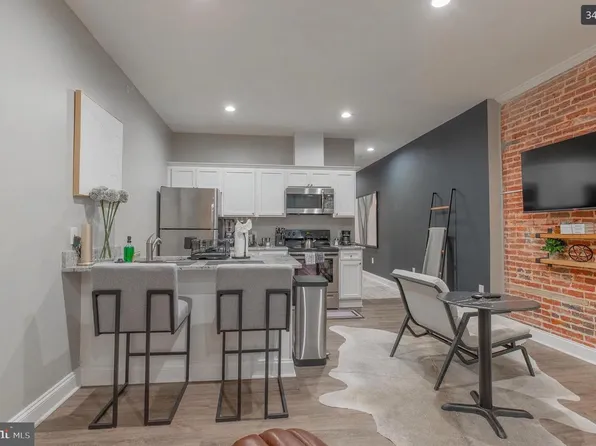 3221 Noble St #4, Baltimore, MD 21224