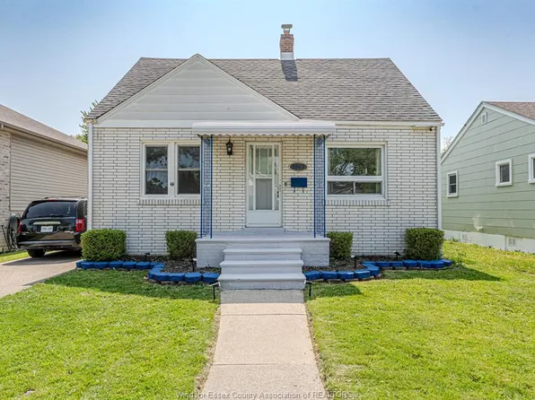 2367 Meighen Rd, Windsor, ON N8W 4B8