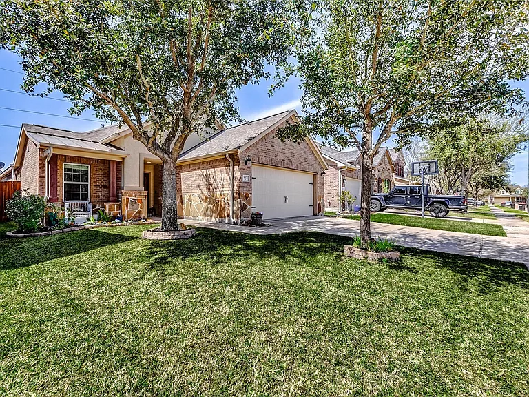 9973 Spring Rock Ln — Photo 1