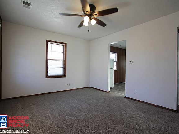 3rd image of 2124 N Huston Ave