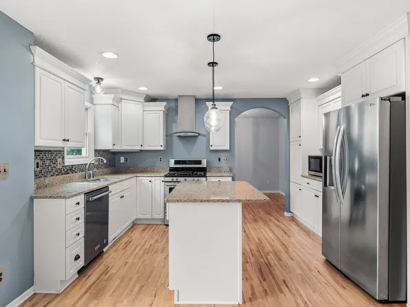 4206 SW 2nd St, Ankeny, IA 50023