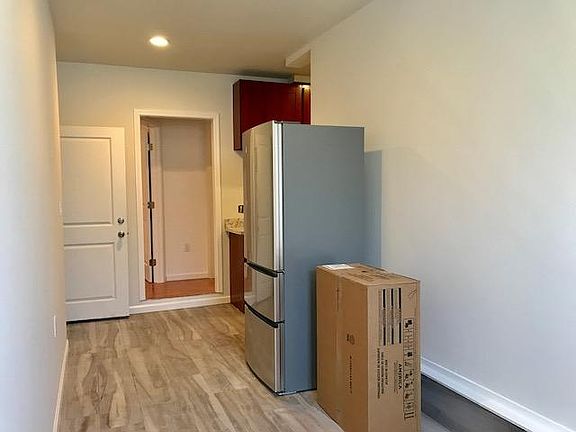 3rd image of 384 Ellington Ave #B