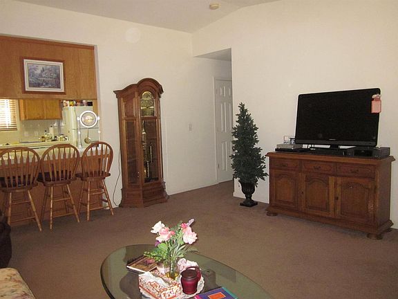 5th image of 49420 Pierce Dr