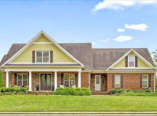 8109 Propeller Dr, Ooltewah, TN 37363