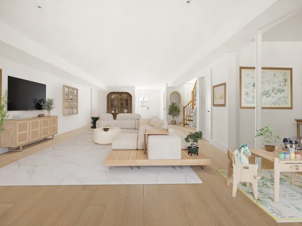 24 Belvedere Street image 23 of 27