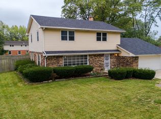 3200 Rosemont Dr, Joliet, IL 60431