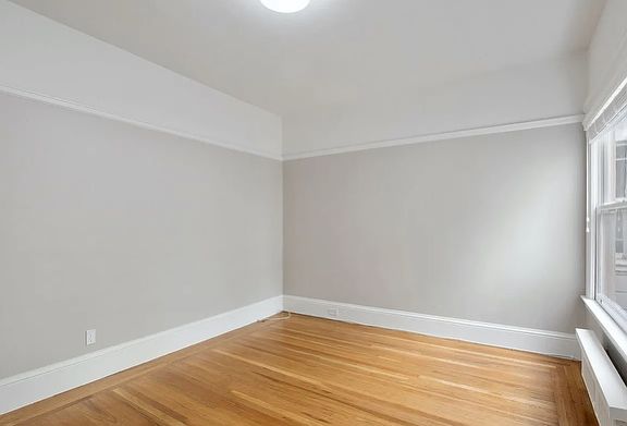 4th image of 2285 Broadway St Unit 4