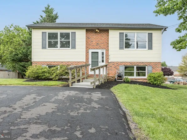 612 W Main St, Front Royal, VA 22630