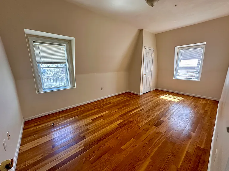 24 Mount Everett St #3 — Photo 4