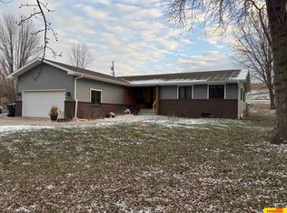1915 P St, Tekamah, NE 68061