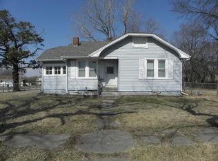 134 W 3rd St, Adrian, MO 64720