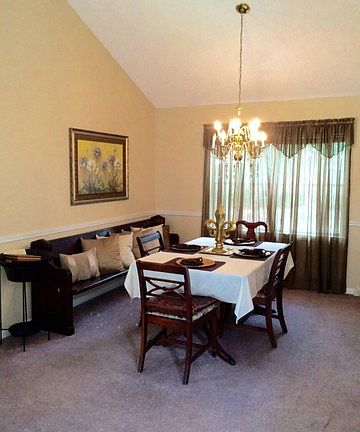 4th image of 135 Willow Wood Dr