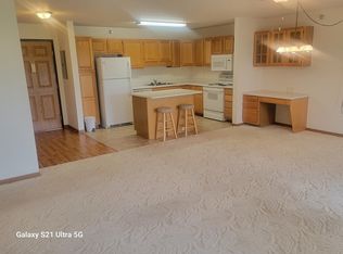 1900 4th Ave SW APT 216, Spencer, IA 51301