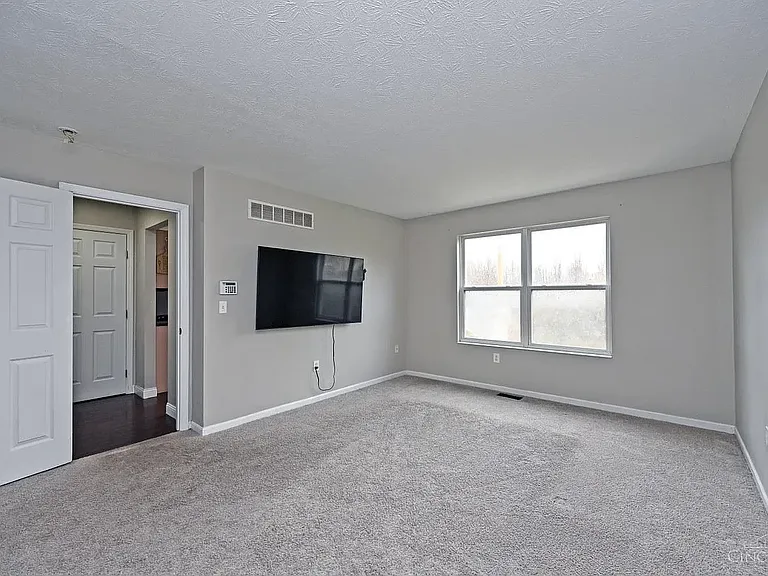 7545 Hyatts Ln — Photo 20